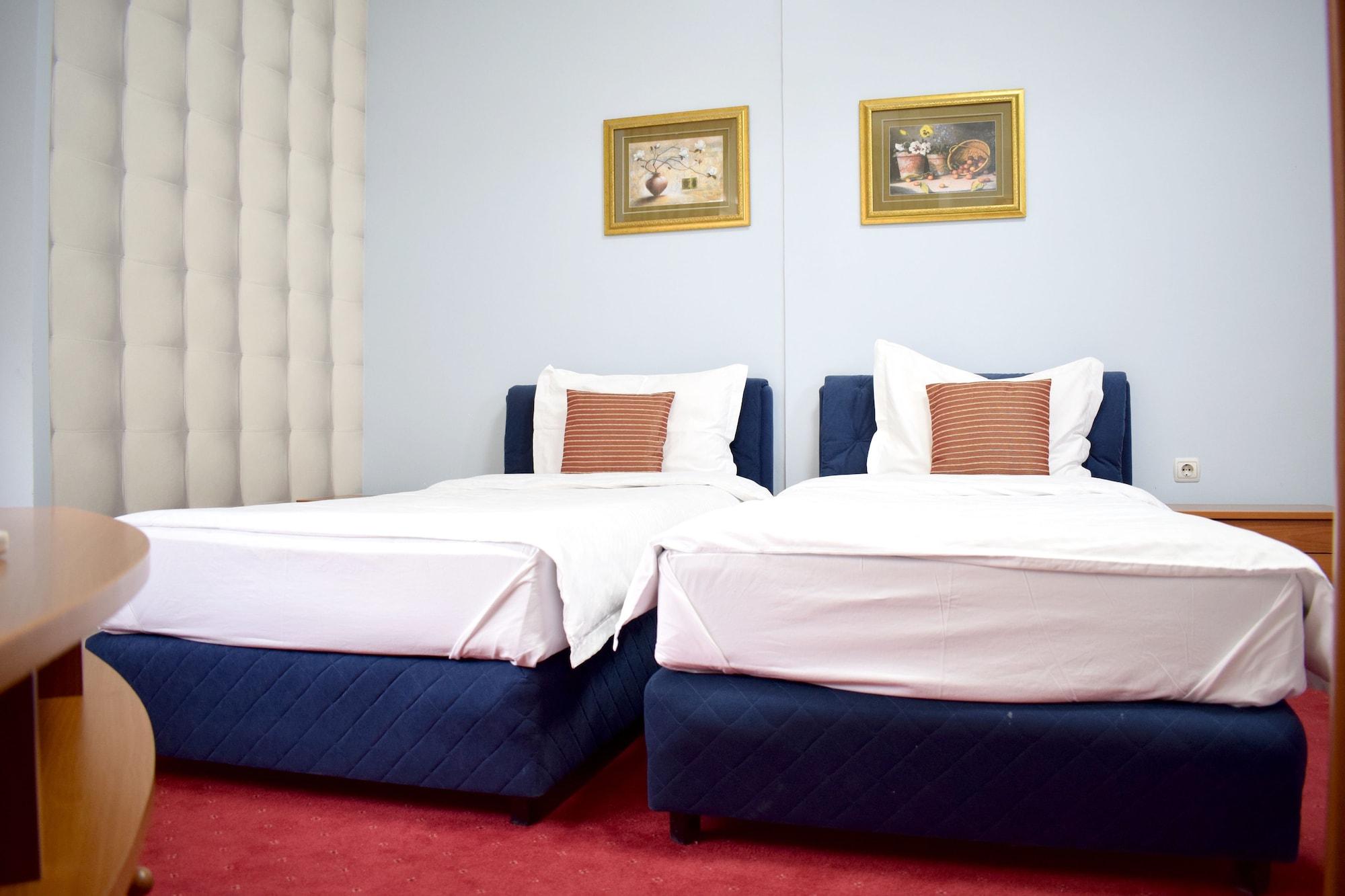 Hotel Aristocrat & Fish Restaurant Skopje Eksteriør billede