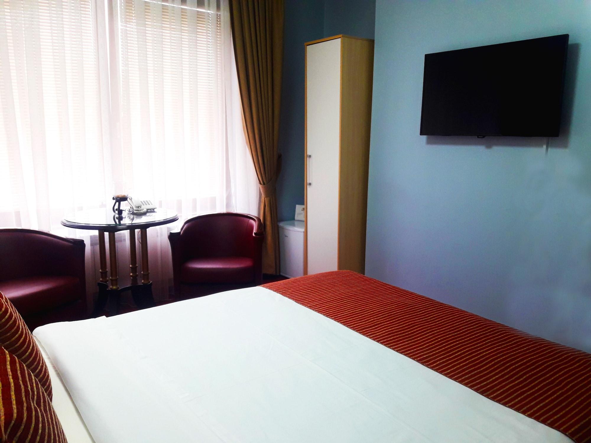 Hotel Aristocrat & Fish Restaurant Skopje Eksteriør billede