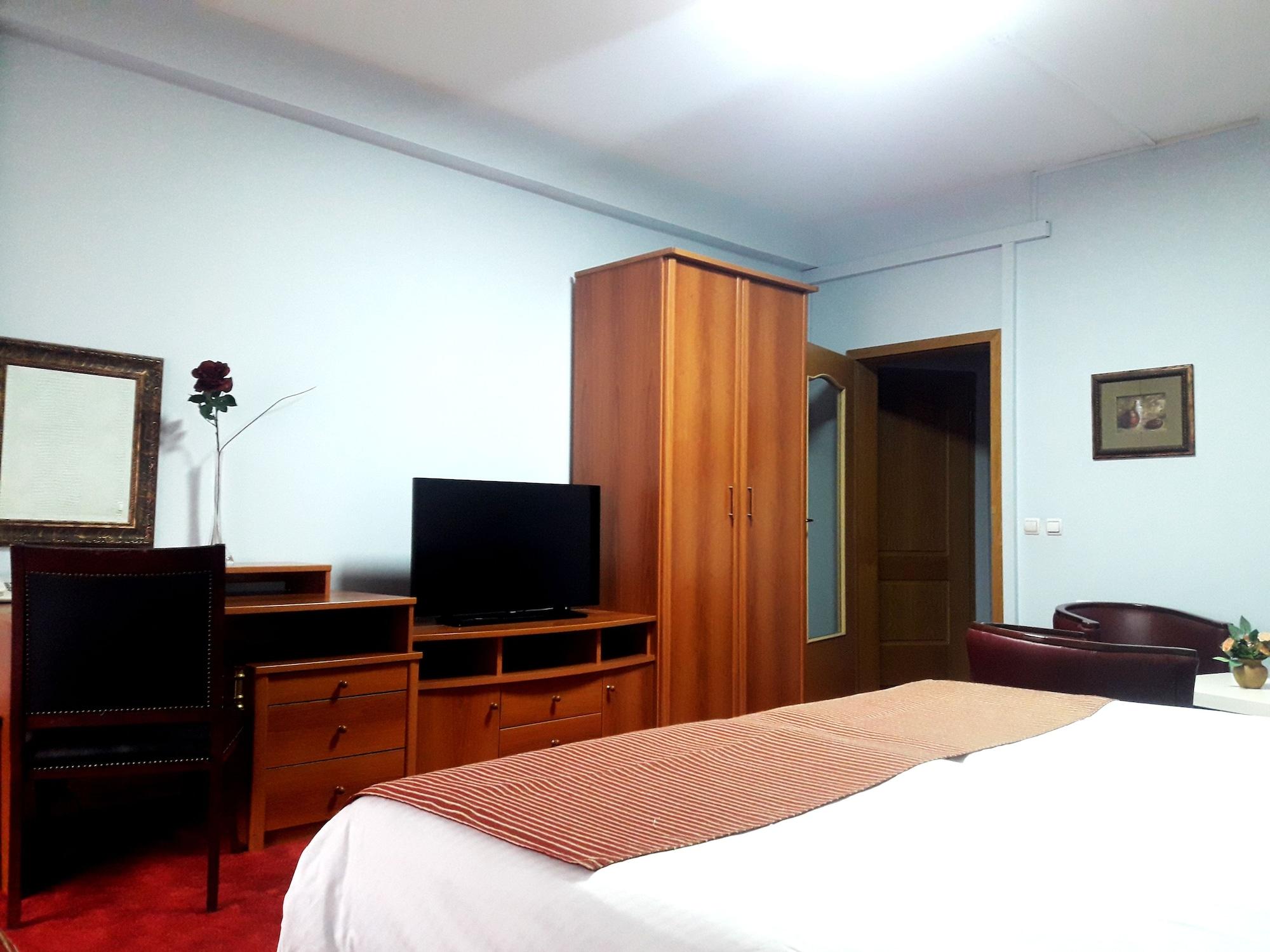 Hotel Aristocrat & Fish Restaurant Skopje Eksteriør billede